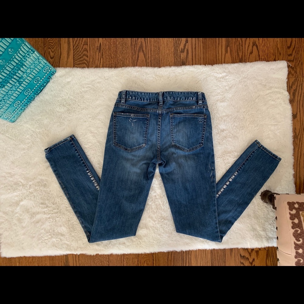 🌟Tory Burch vintage straight legged light wash jeans sz 27⚡️